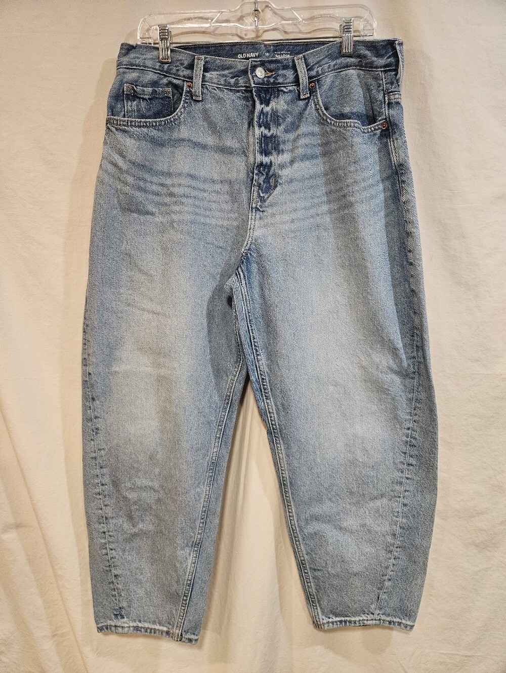 Old Navy Light Wash Womens Balloon Jeans